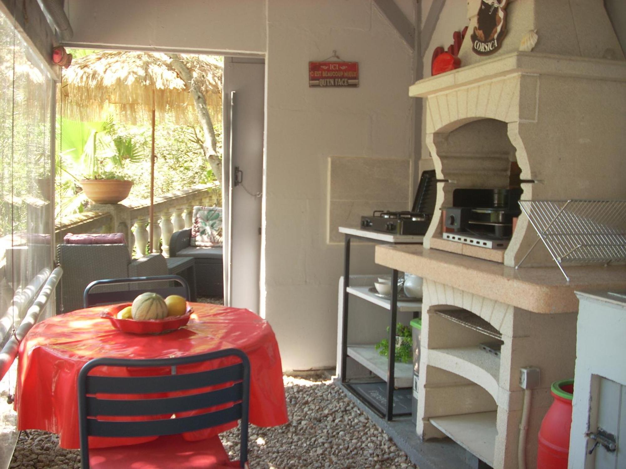 Chambre Independante Climatisee, Cuisine D'Ete, Piscine Sartène 외부 사진